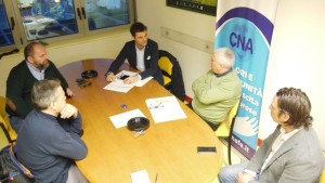 CONTRI DIALOGA CON FRANCESCO BONETTI SEGRETARIO DI CNA CENTO SANT'AGOSTINO CON ALLA SUA SINISTRA MARCO PETAZZONI LEGA NORD. ALLA SINISTRA DI CONTRI EMANUELE BOCCAFOGLIA DI PROGETTO CENTESE CON ALLA  SUA DESTRA HERMES GALUPPI CNA VICE PRESIDENTE ALTO FERRARESE. 
