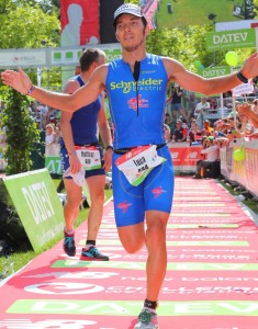 luca cossarini all'arrivo della gara ironman di germania