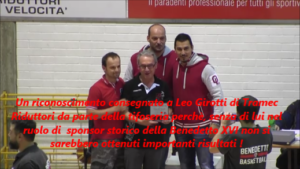 premiato dai tifosi Leo Girotti di Tramec Riduttori pe il suo aiuto come primo sponsor in questi anni dalla rinascita 