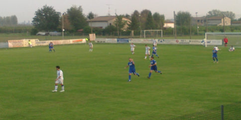 Ingardi esulta al suo secondo gol