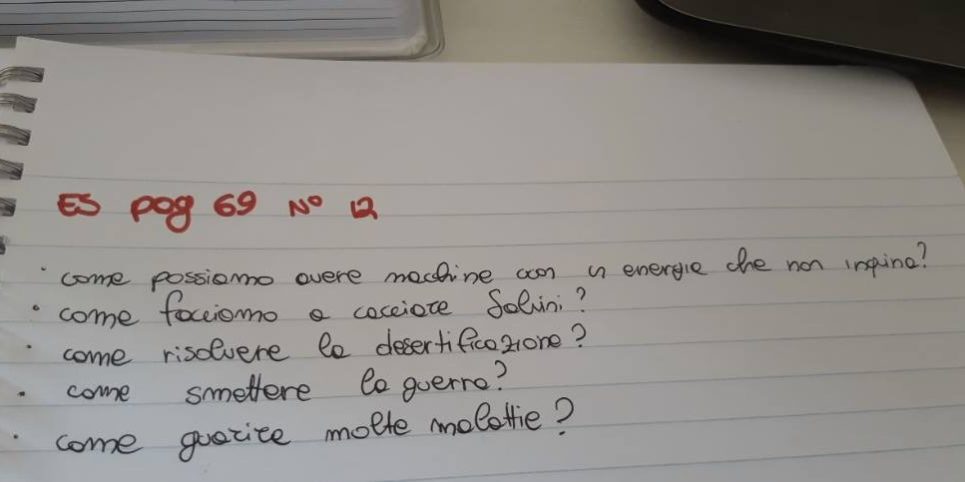 foto compito in classe
