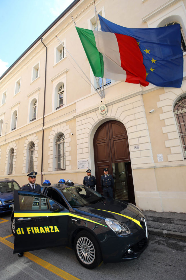 GUARDIA DI FINANZA