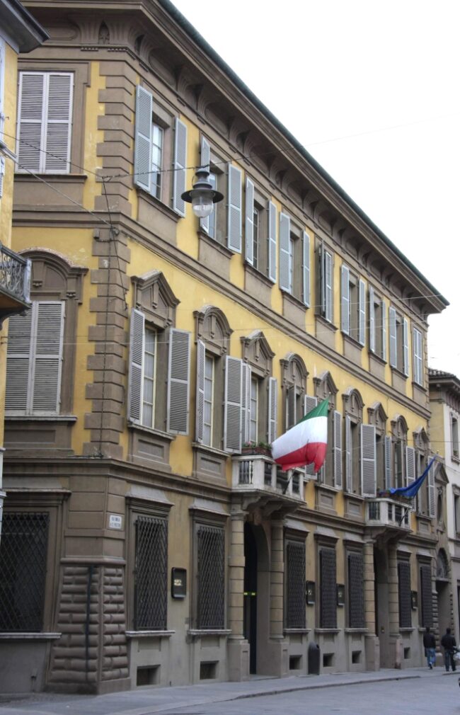 Palazzo Spalletti Trivelli – sede Credem (1)