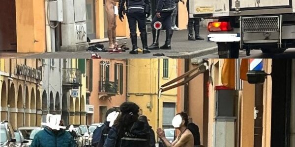 UOMO NUDO IN CENTRO