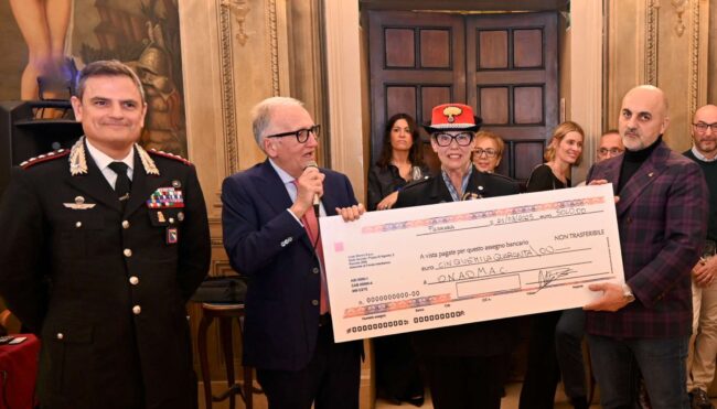 Serata benefica-1800