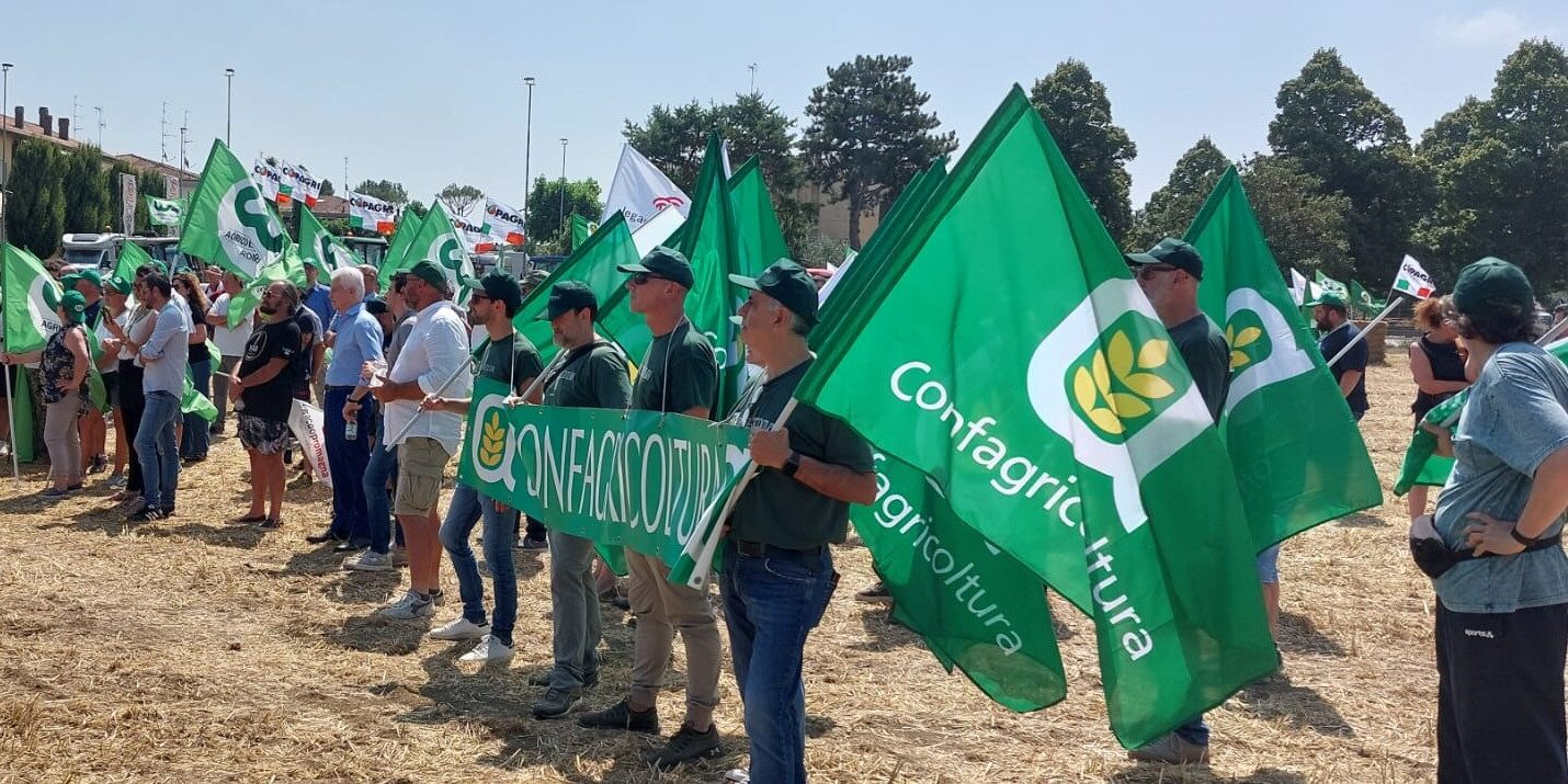 1. Una manifestazione di protesta a carattere uniotario